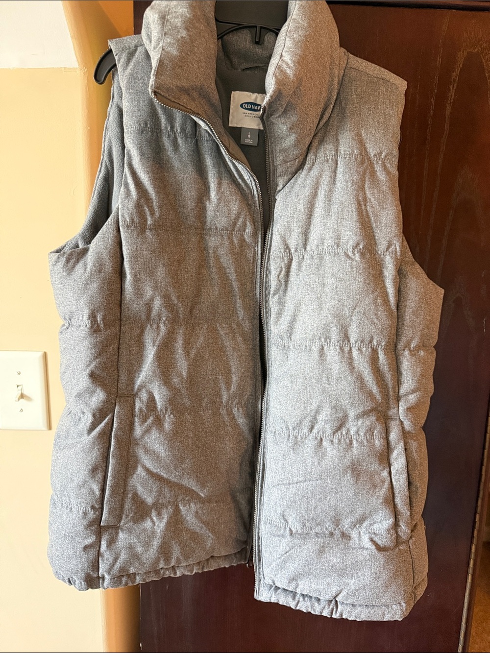 Old Navy Light Gray Quilted Puffer Vest